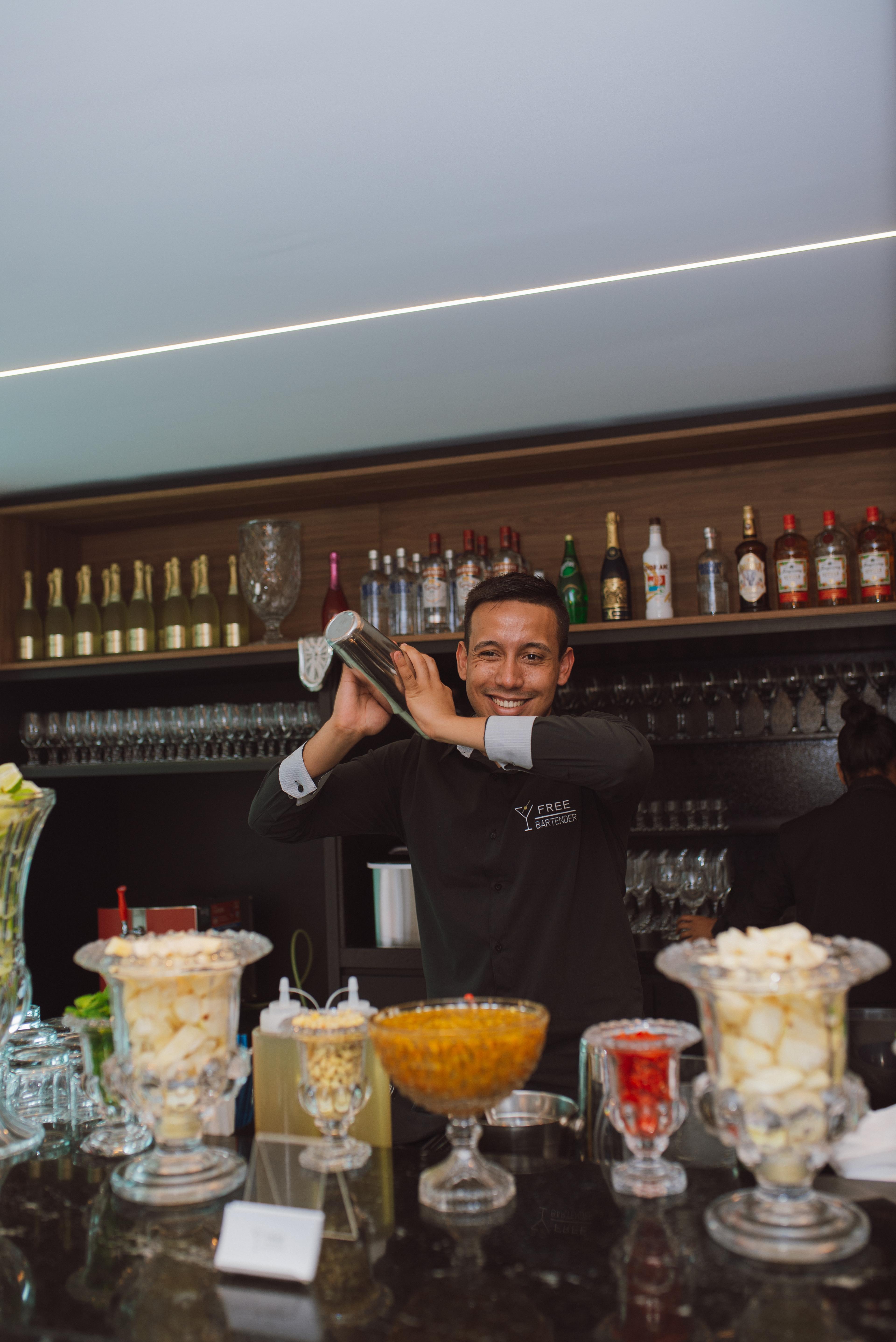 Experiência Free Bartender em evento — foto 3