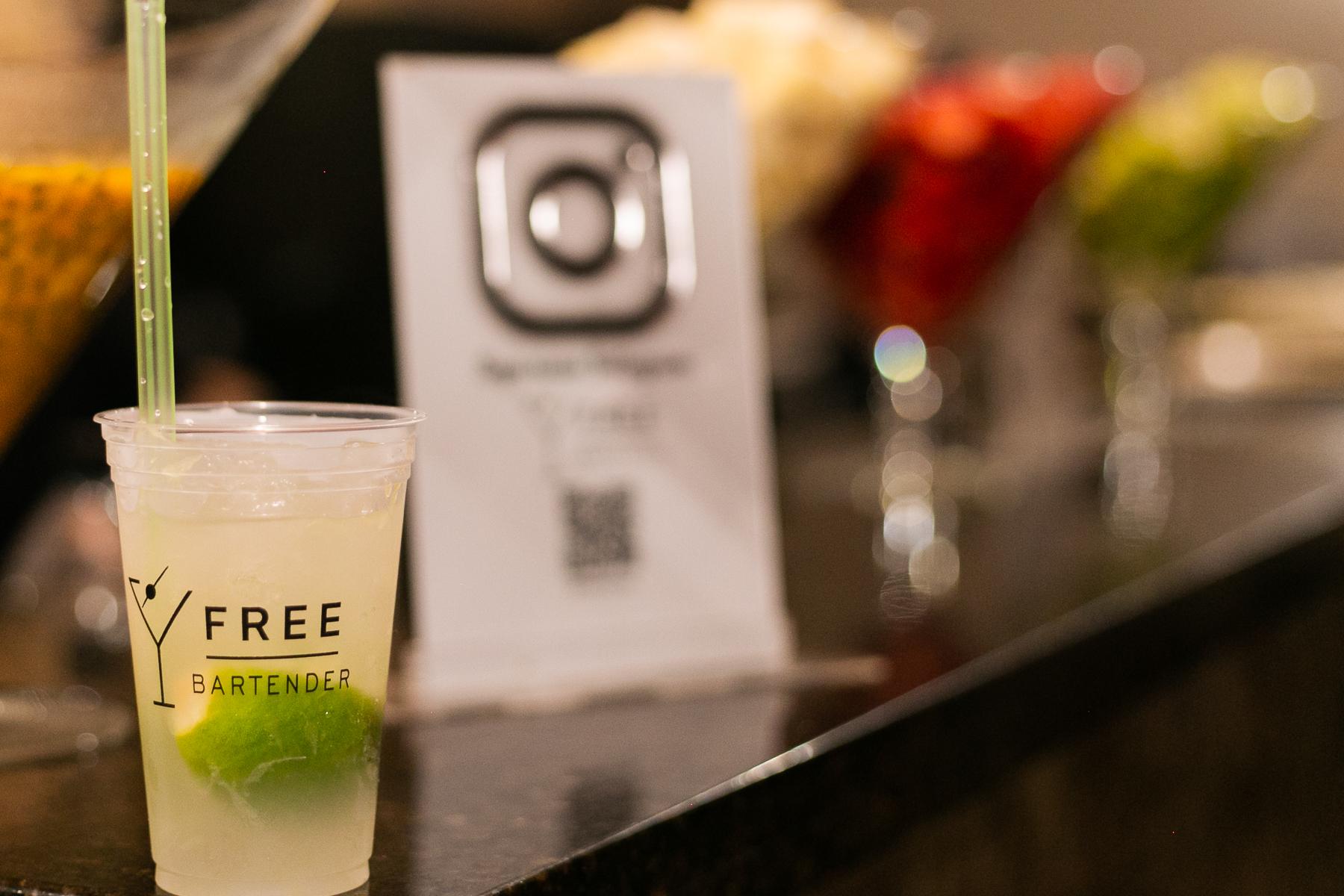 Experiência Free Bartender em evento — foto 11